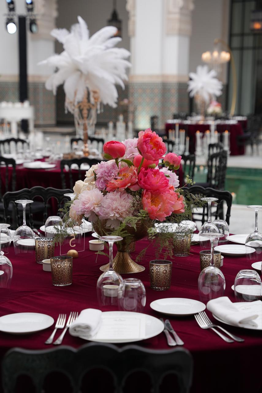 Luxury wedding at Palace Layali in Casablanca — floral installations, candlelight and refined tablescapes, produced by SBAI Events Production