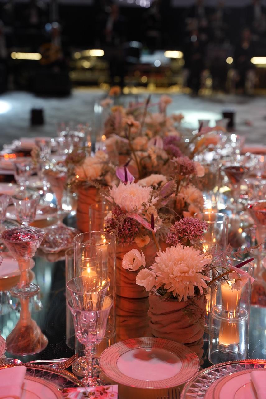 Luxury wedding at Palace Layali in Casablanca — floral installations, candlelight and refined tablescapes, produced by SBAI Events Production