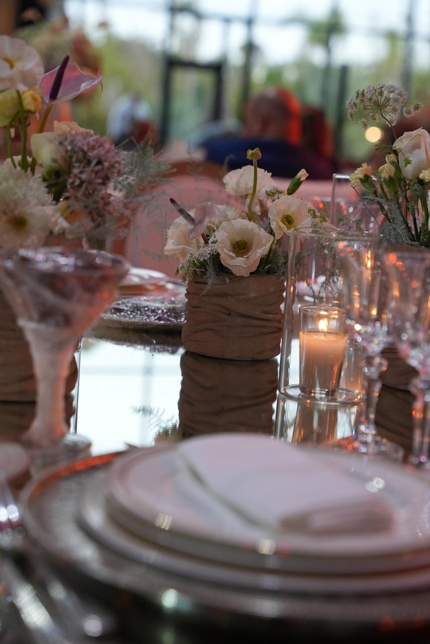 Luxury wedding at Palace Layali in Casablanca — floral installations, candlelight and refined tablescapes, produced by SBAI Events Production