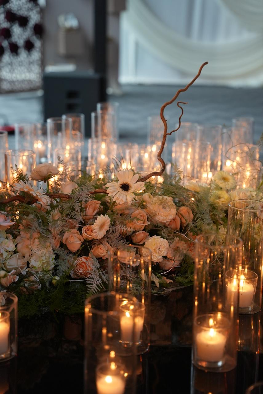 Luxury wedding at Palace Layali in Casablanca — floral installations, candlelight and refined tablescapes, produced by SBAI Events Production