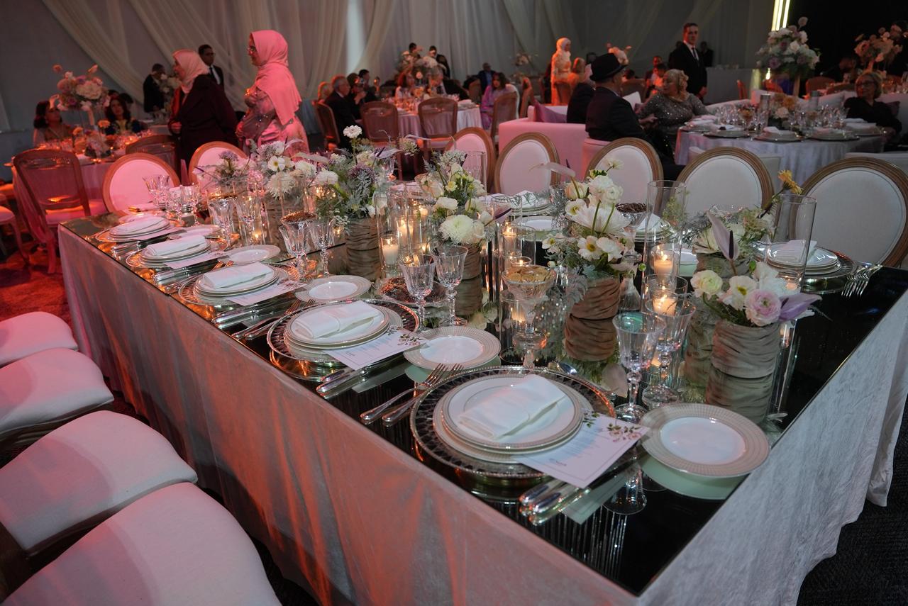 Luxury wedding at Palace Layali in Casablanca — floral installations, candlelight and refined tablescapes, produced by SBAI Events Production