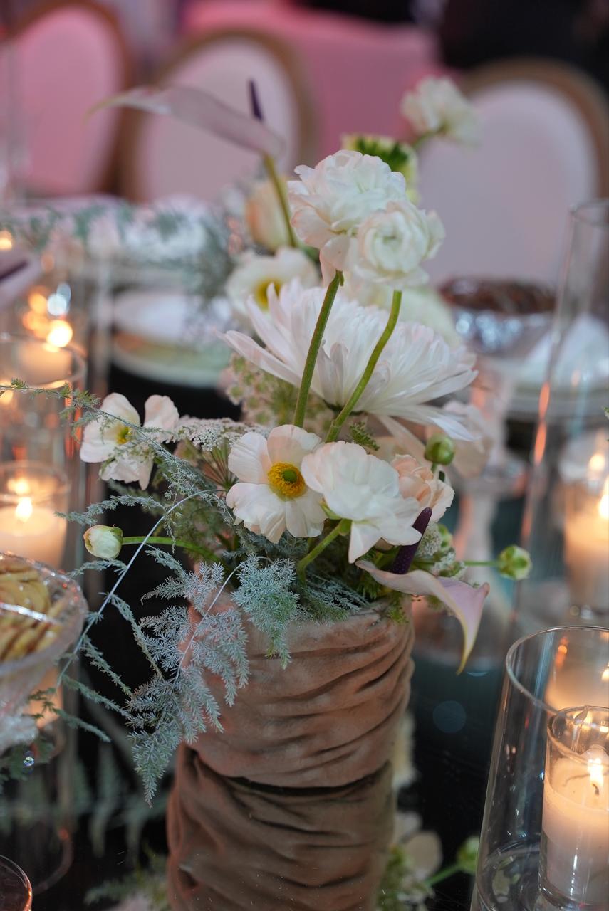 Luxury wedding at Palace Layali in Casablanca — floral installations, candlelight and refined tablescapes, produced by SBAI Events Production